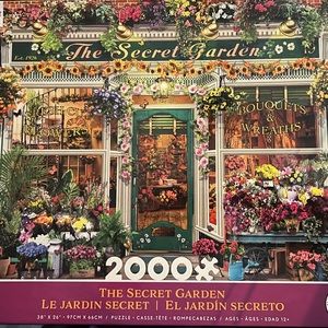 2000pc Secret Garden Jigsaw Puzzle